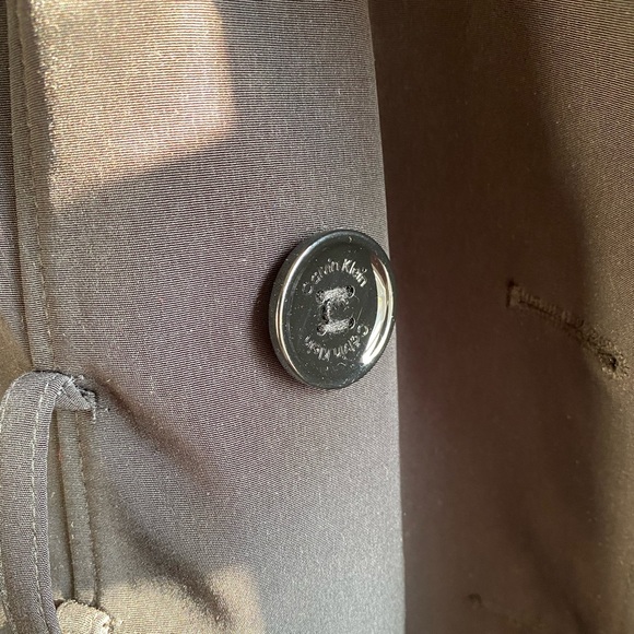 Calvin Klein trench coat - Picture 4 of 4